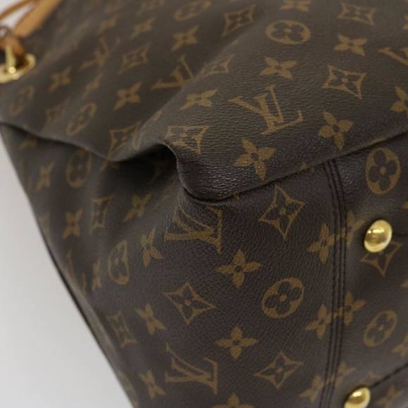 LOUIS VUITTON Artsy Shoulder Bag - Picture 13 of 16